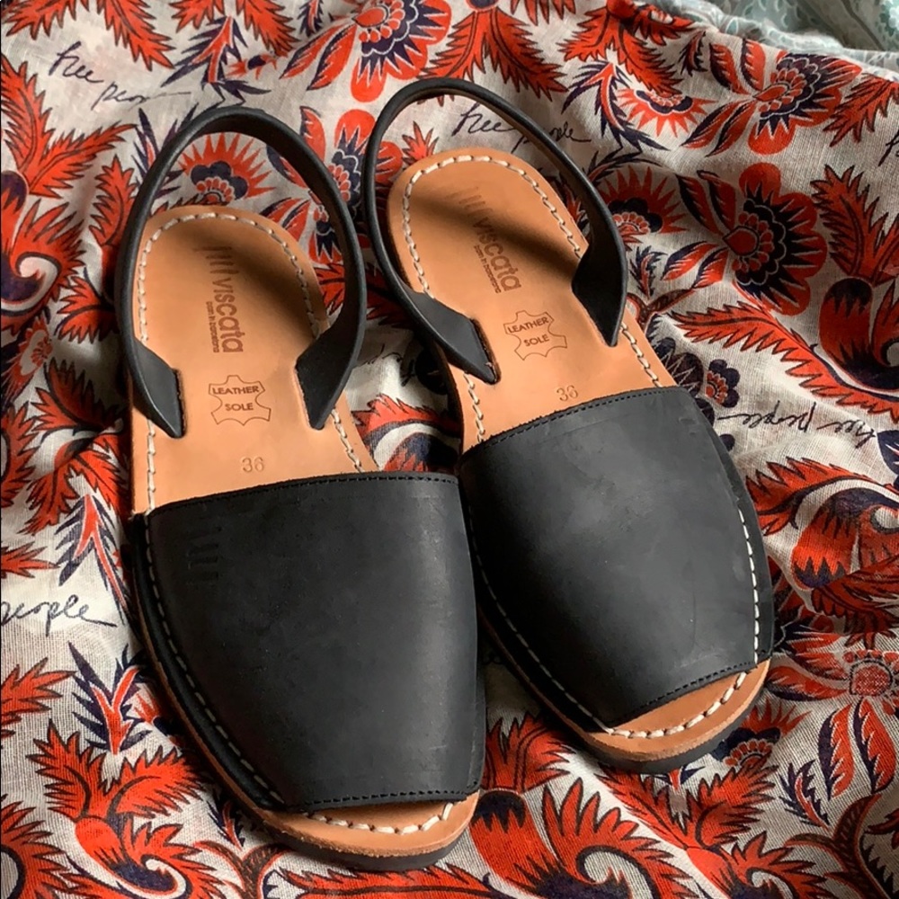 Pons sandals!
